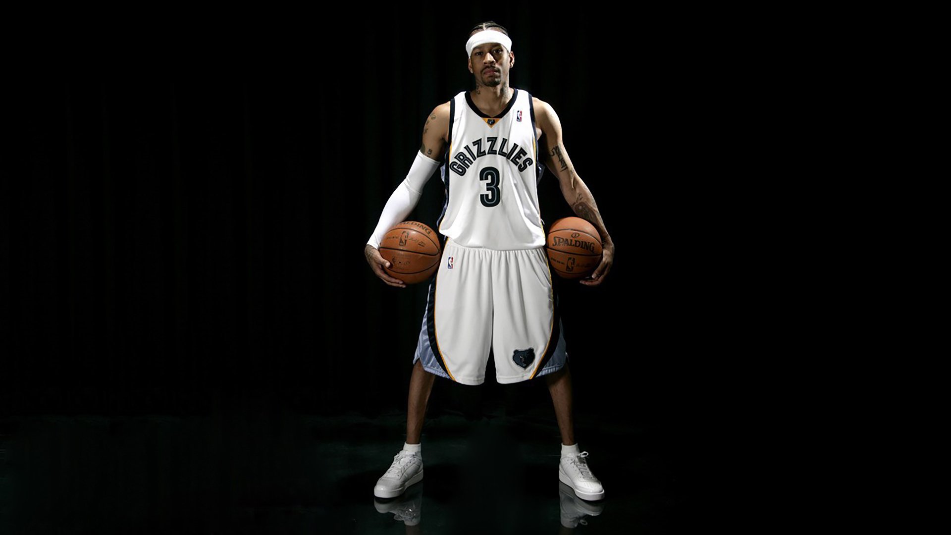 NBA季后赛激战正酣 新生代球星闪耀赛场