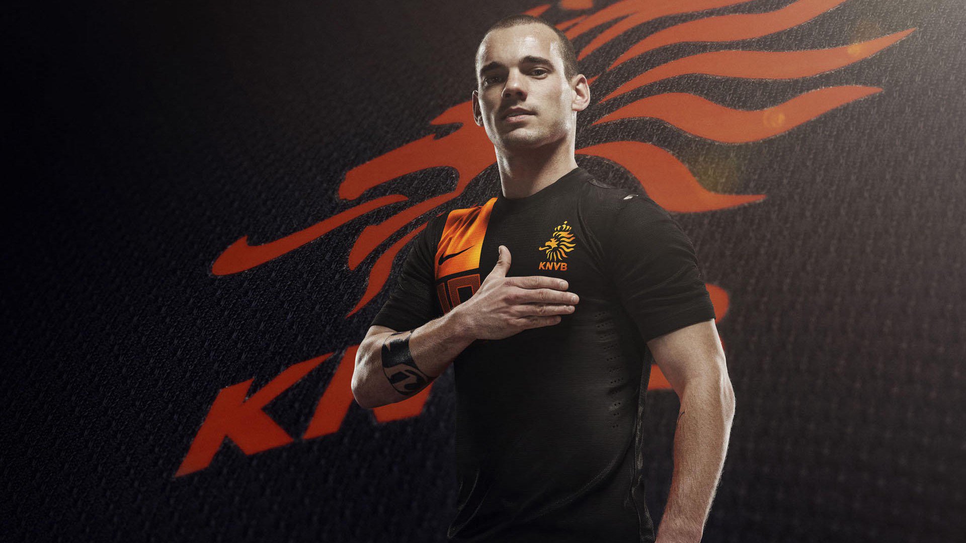 热刺防线新核范德芬获评9分闪耀伦敦德比,里沙利松状态平平仅得及格分